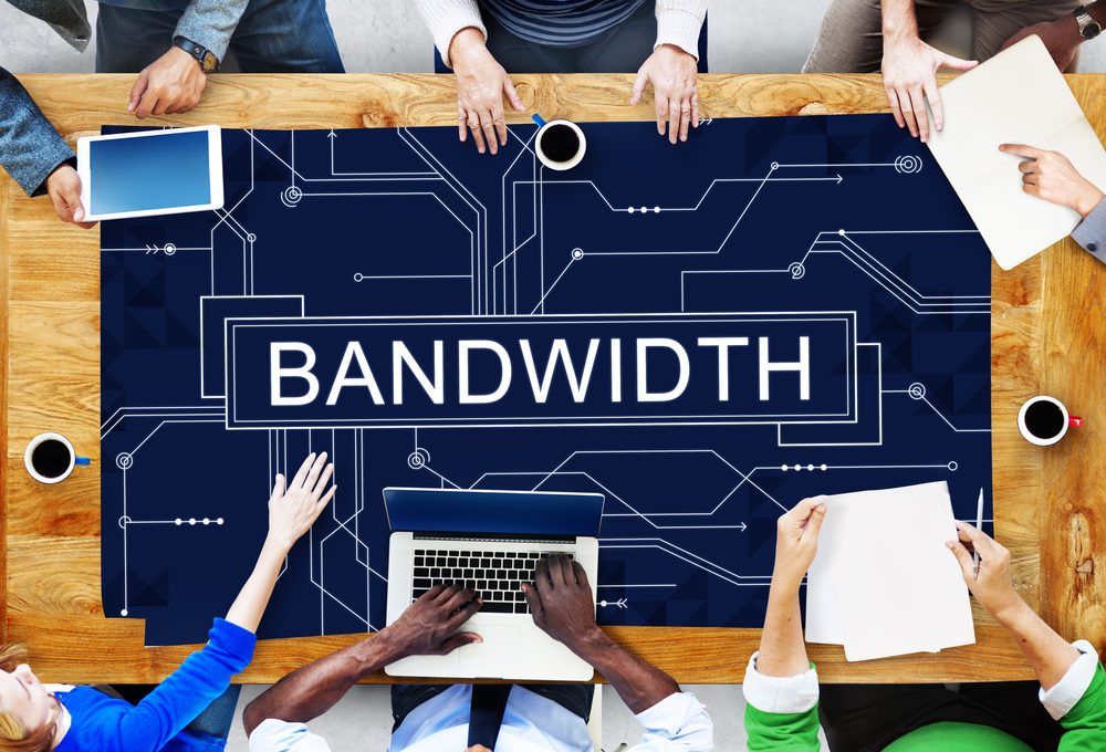 Cải thiện tốc độ mạng bằng cách giới hạn băng thông WiFi