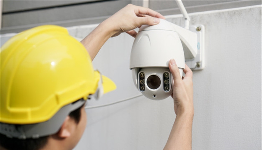 Nên chọn camera an ninh có dây hay không dây?