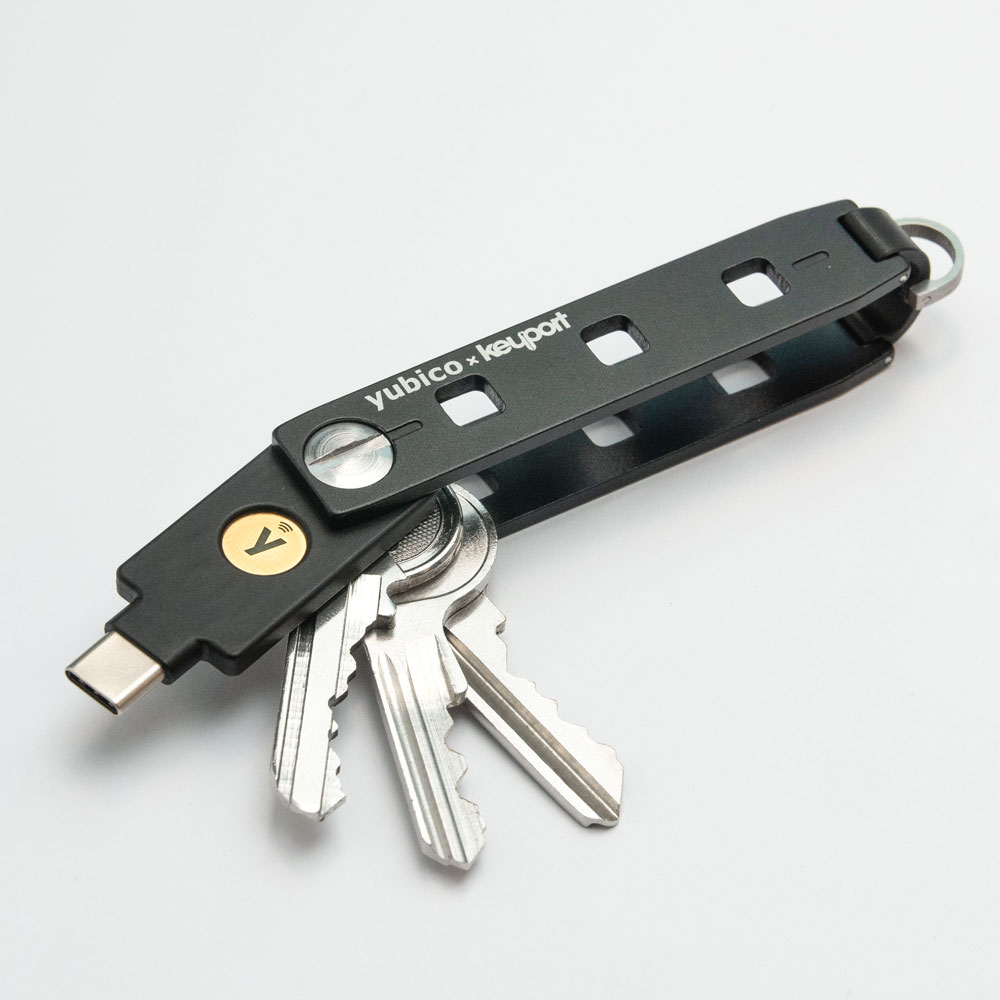 khoa-bao-mat-yubico-Security-Key-C-NFC-6